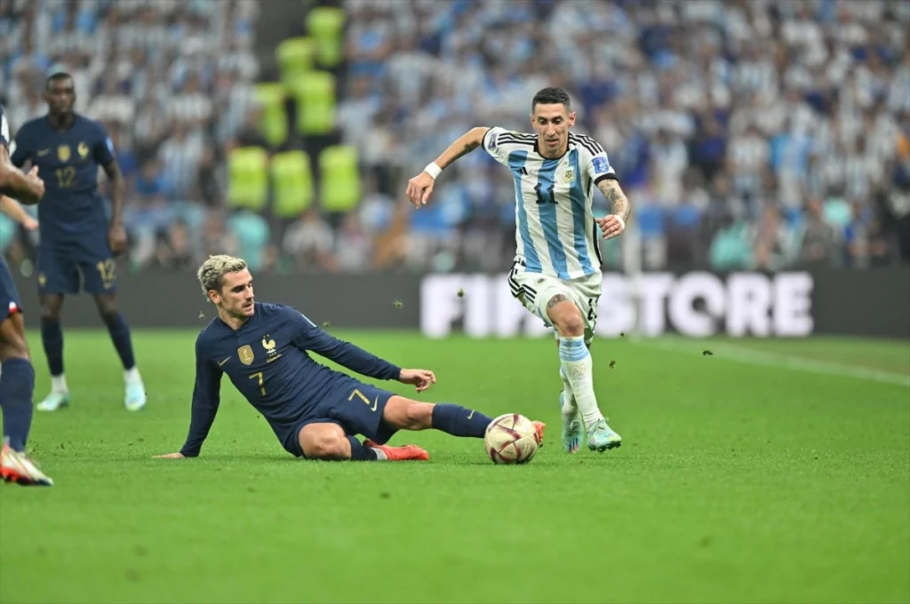 Finalin adı Arjantin - Fransa