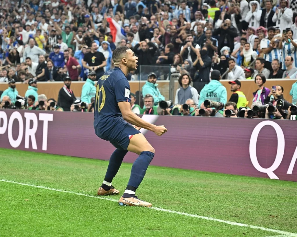 Finalin adı Arjantin - Fransa