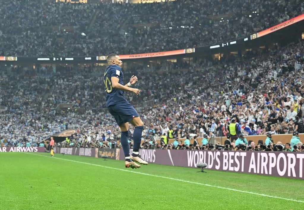 Finalin adı Arjantin - Fransa