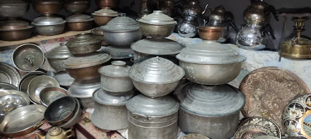 Bursa'nın bakır koleksiyoncusu hayran bırakıyor