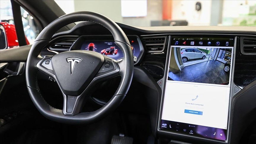 Aynı dönemde yollara çıkacaklar! Tesla-Togg rekabeti