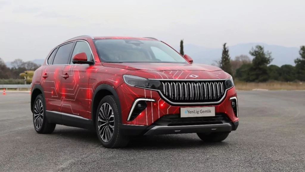 Aynı dönemde yollara çıkacaklar! Tesla-Togg rekabeti