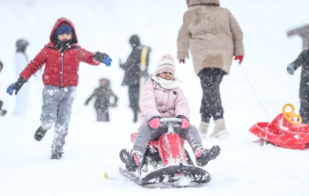 Uludağ'da kayak sezonu açıldı