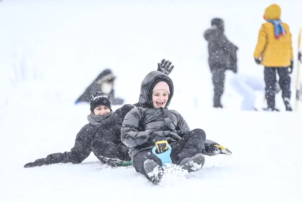 Uludağ'da kayak sezonu açıldı