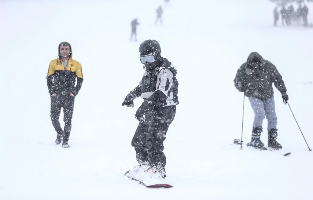 Uludağ'da kayak sezonu açıldı