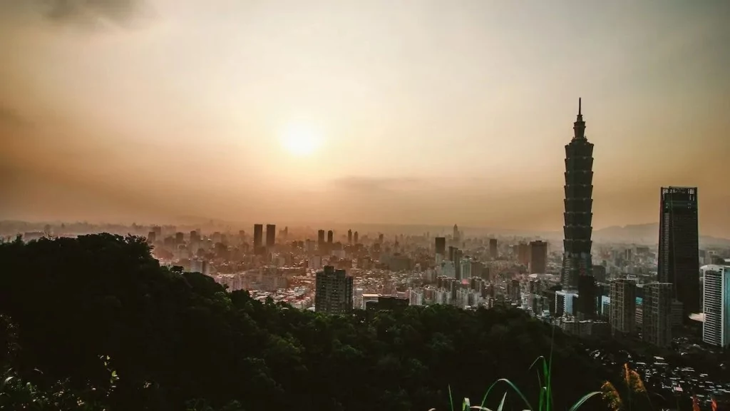 Tayvan, ülkeyi ziyaret edecek turistlere 165 dolar ödeyecek