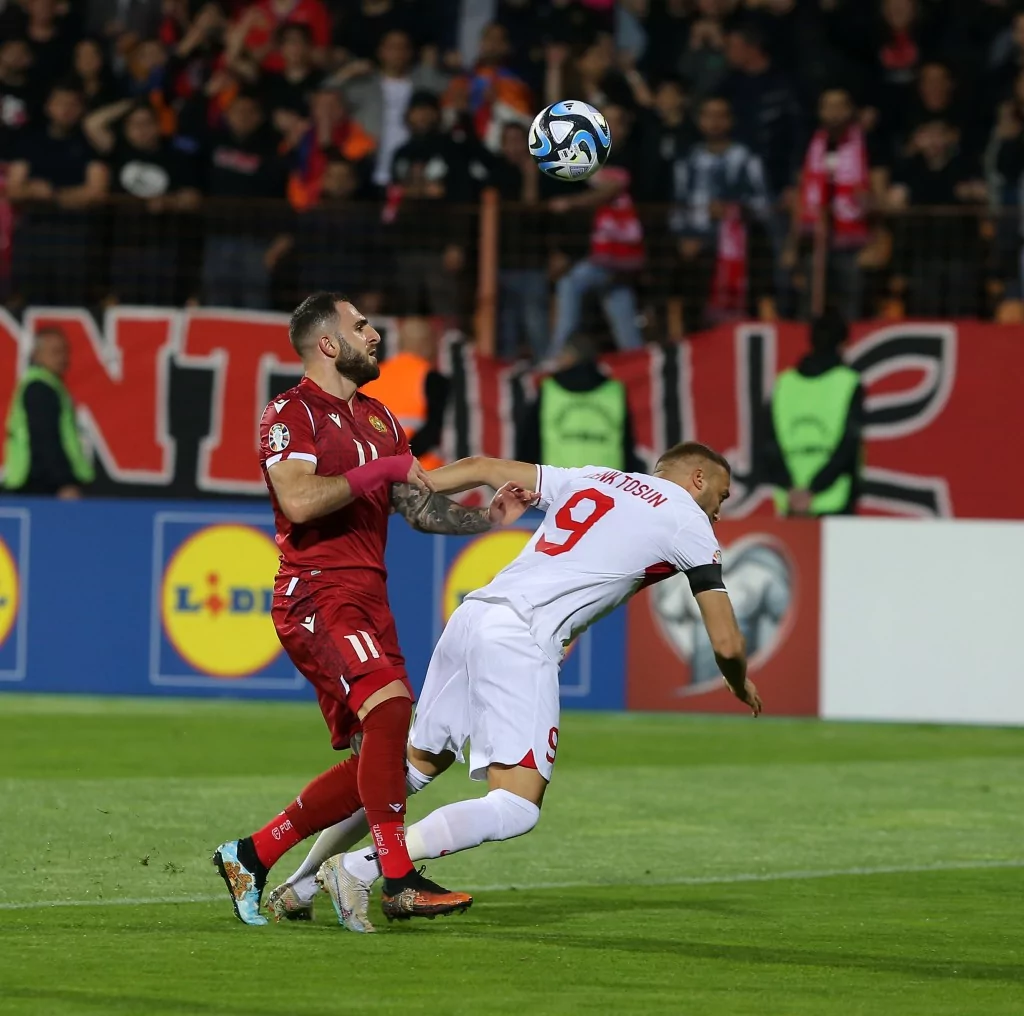 Türkiye Ermenistan'da galip