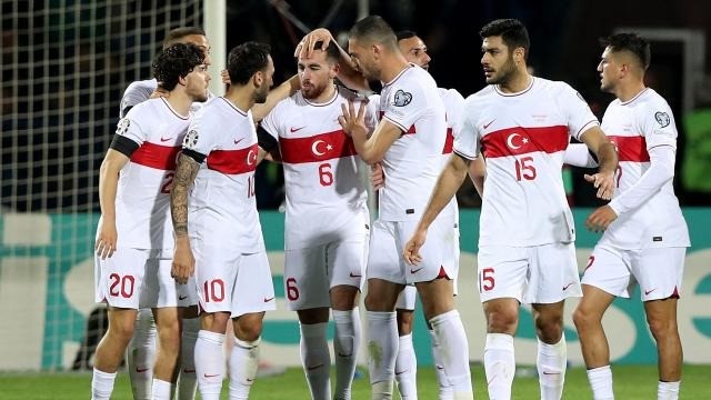 Türkiye Ermenistan'da galip