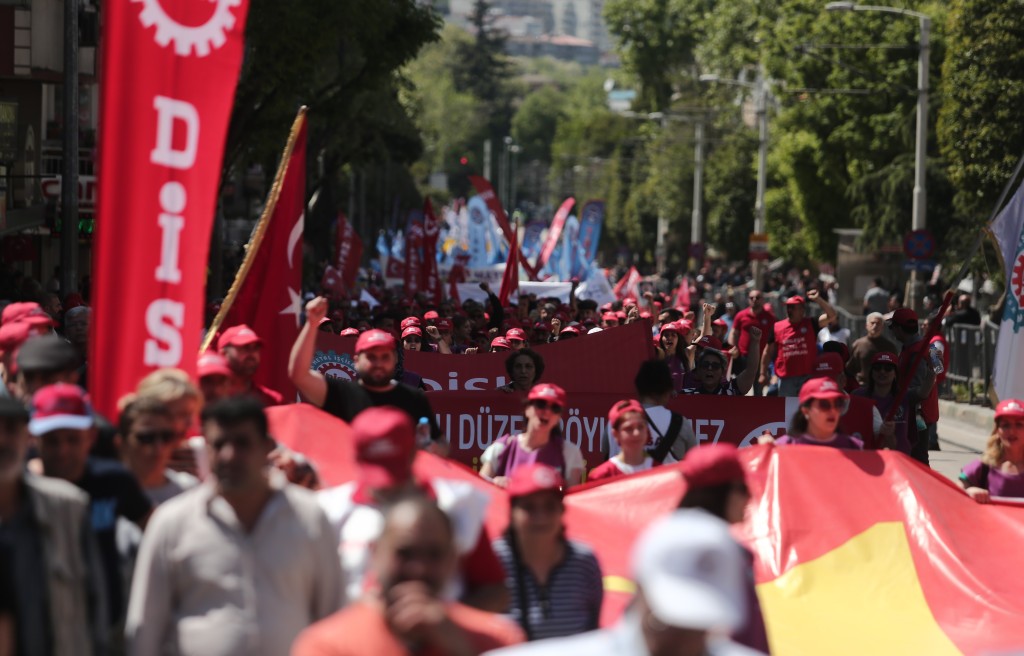 Bursa'da 1 Mayıs coşkuyla kutlandı