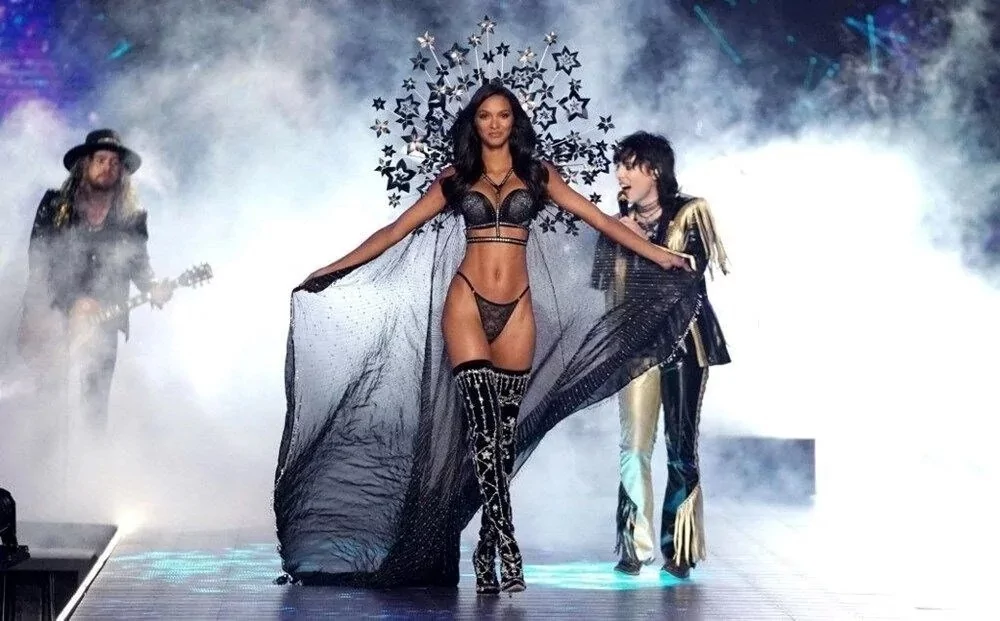 Victoria's Secret şovu film olarak dönüyor