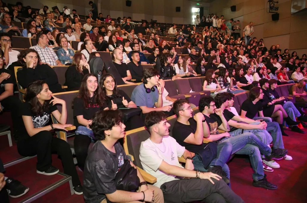 Bursa Liseli Gençler Müzik Yarışması'nda en iyiler belli oldu