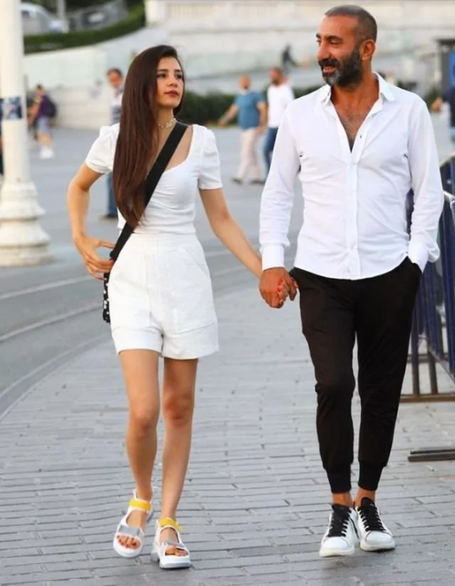 Metin Yıldız: Boşanacağımız için sevinenler varsa sevinmesinler