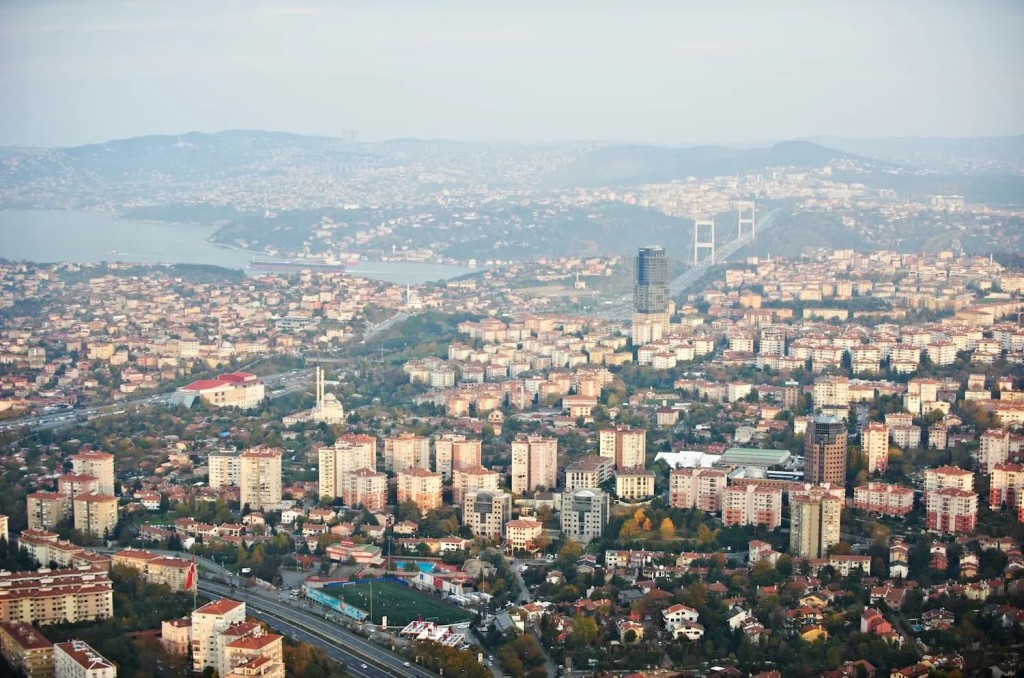Ev alamayanın gözü tarlalarda!
