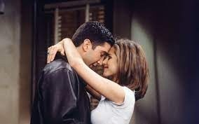 Jennifer Aniston: David Schwimmer ile öpüşmemiz oldukça keyifliydi