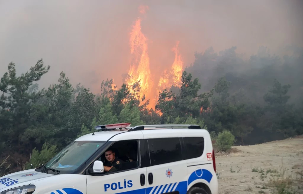 Bursa'da orman yangınından kahreden görüntüler...