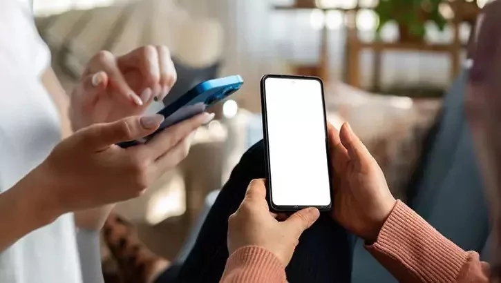 Vergi uzmanı Ozan Bingöl, tek tek hesapladı: 43 bin liralık telefonun vergisi 44 bin 500 lira