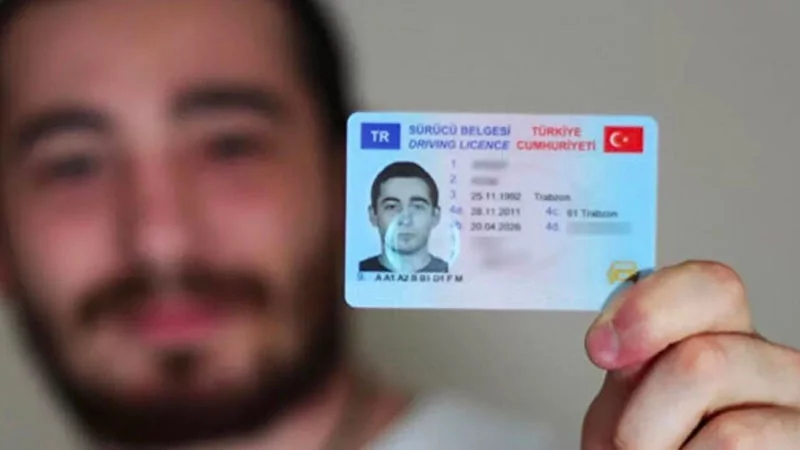 Kimlik ve ehliyette yeni düzenleme! Ücret alınmayacak