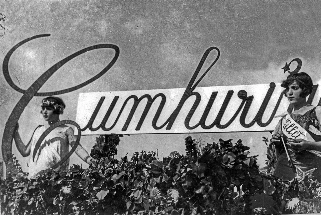 1923'den bugüne Cumhuriyet Bayramı