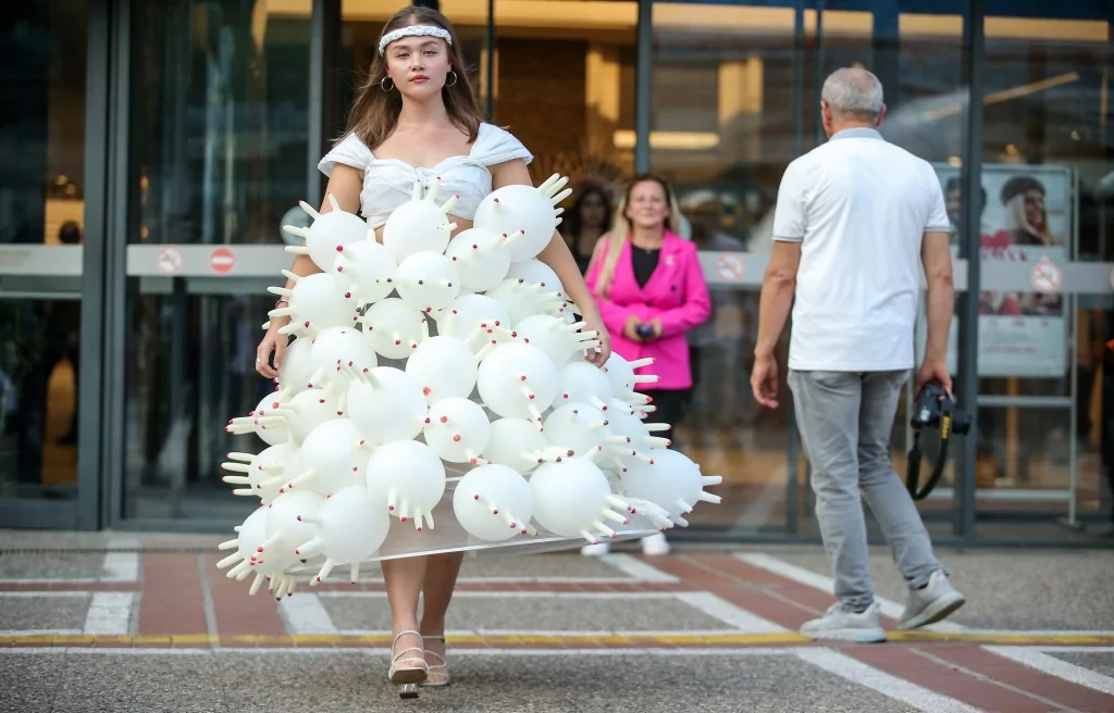 Bursa'da dikkat çeken defile