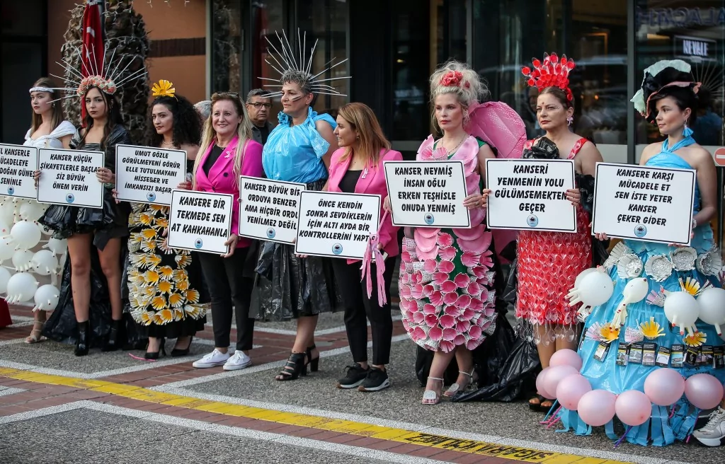 Bursa'da dikkat çeken defile