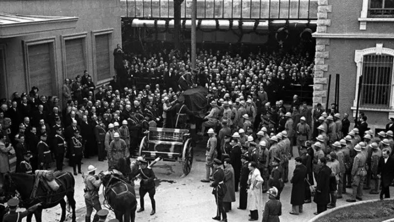 Fotoğraflarla Atatürk'ün son yolculuğu