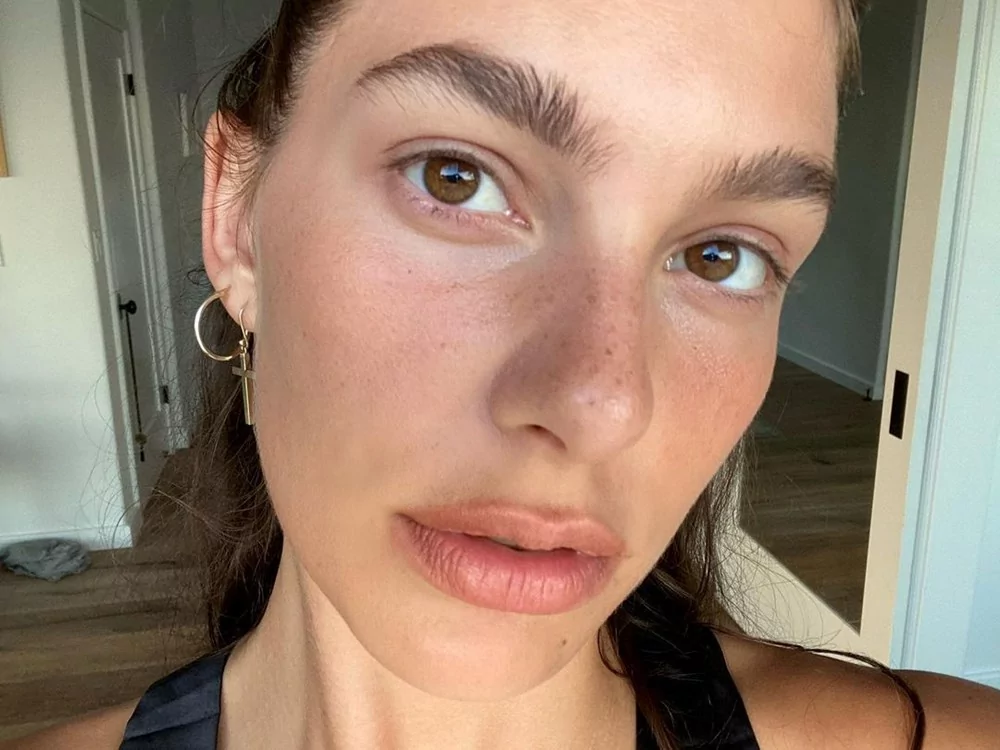 Cam gibi bir cilde kavuşmak mümkün! Glass Skin trendi nedir?