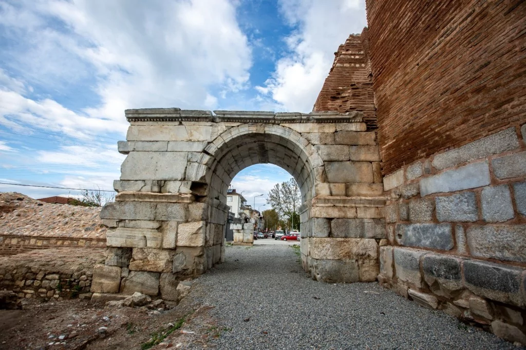 1800 yıllık İznik Roma Tiyatrosu'nda restorasyon tamamlandı