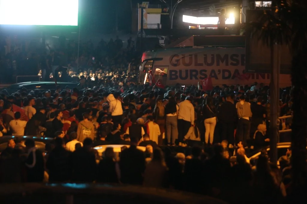 Bursa Büyükşehir Belediye Başkanı Bozbey: Bu değişimin kahramanı sizlersiniz