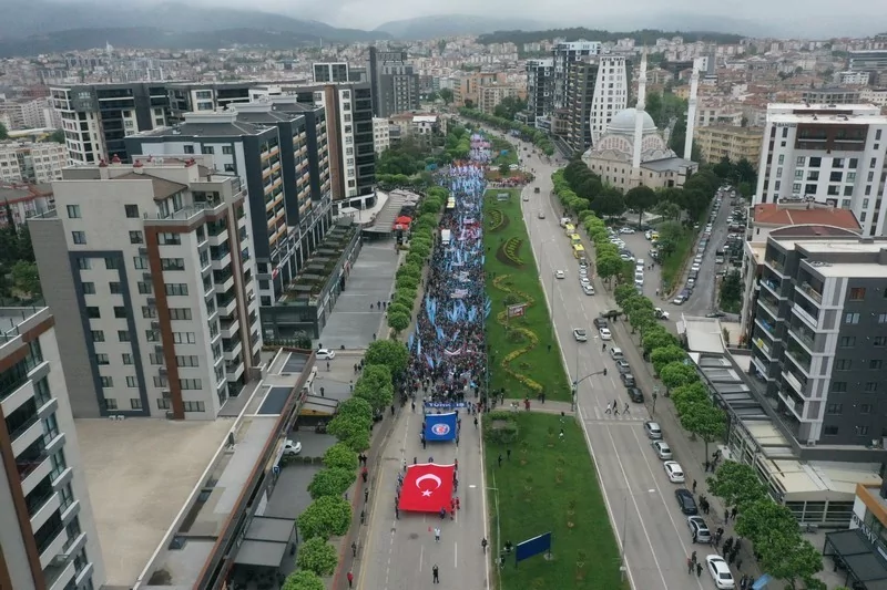 Bursa'da coşkulu 1 Mayıs!