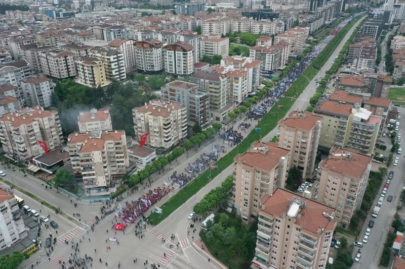 Bursa'da coşkulu 1 Mayıs!