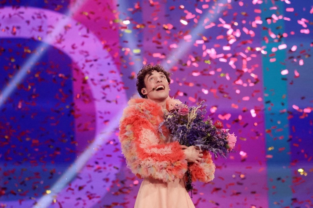 Tarihin en çalkantılı Eurovision finali yaşandı