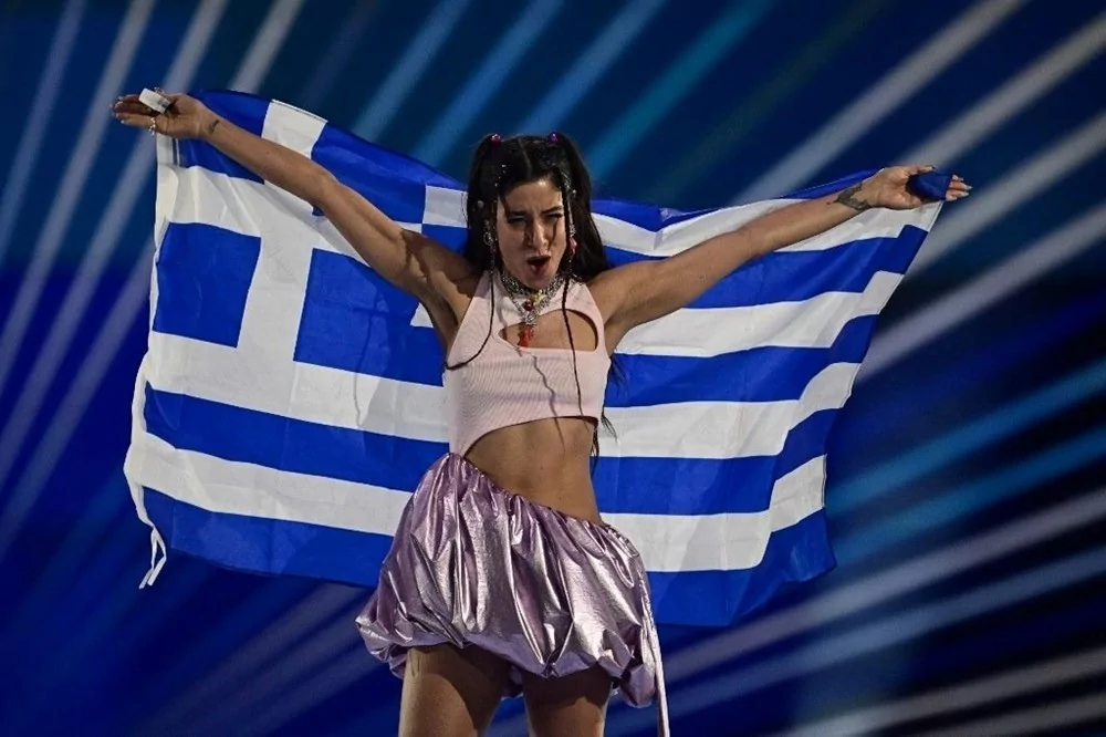 Tarihin en çalkantılı Eurovision finali yaşandı