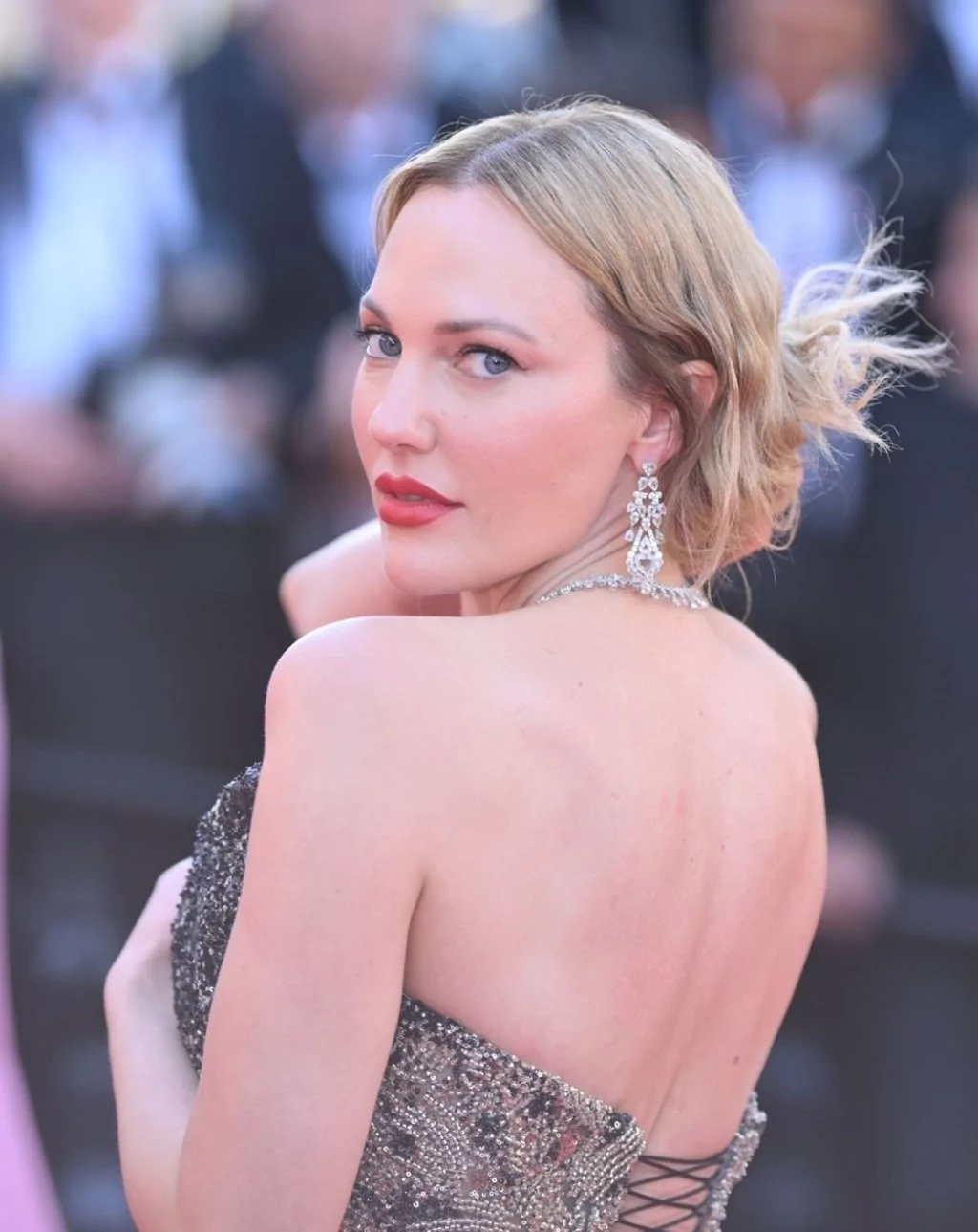 Cannes Film Festivali'nde göz kamaştıran o isimler...