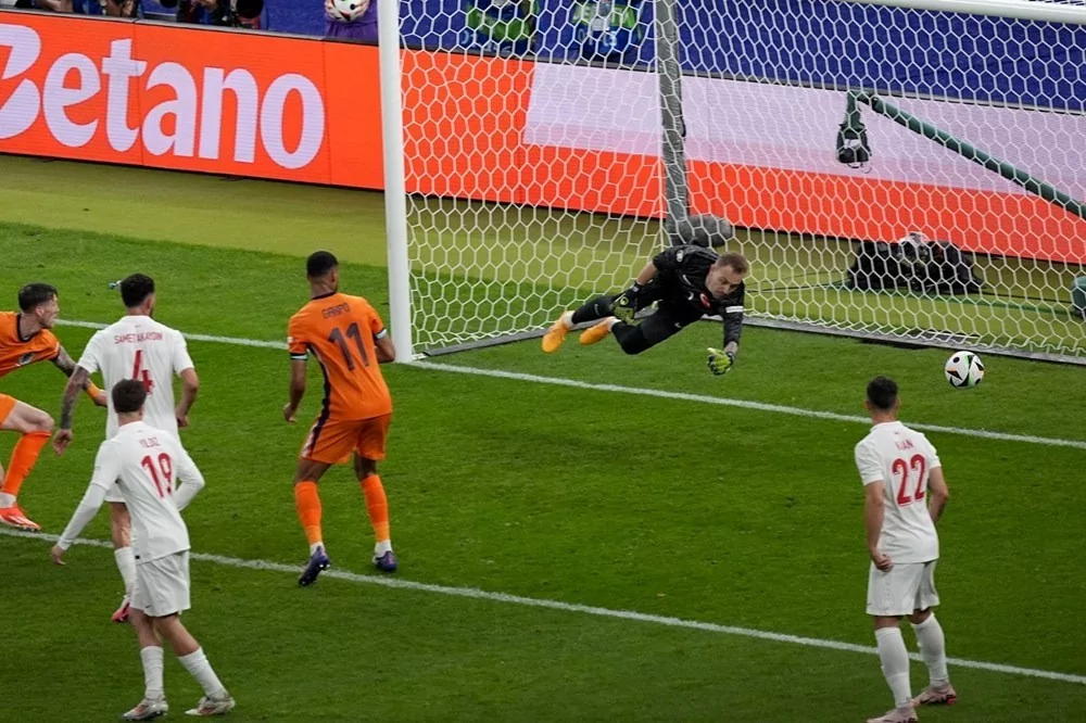 Milli yıldızların vedası dış basında: Dramatik bir son!