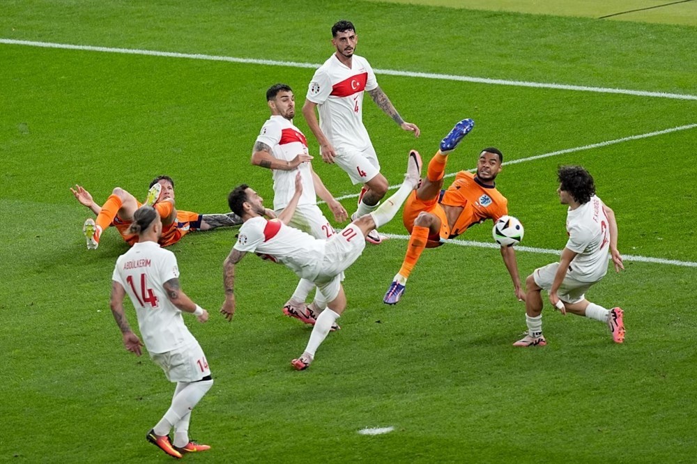 Milli yıldızların vedası dış basında: Dramatik bir son!