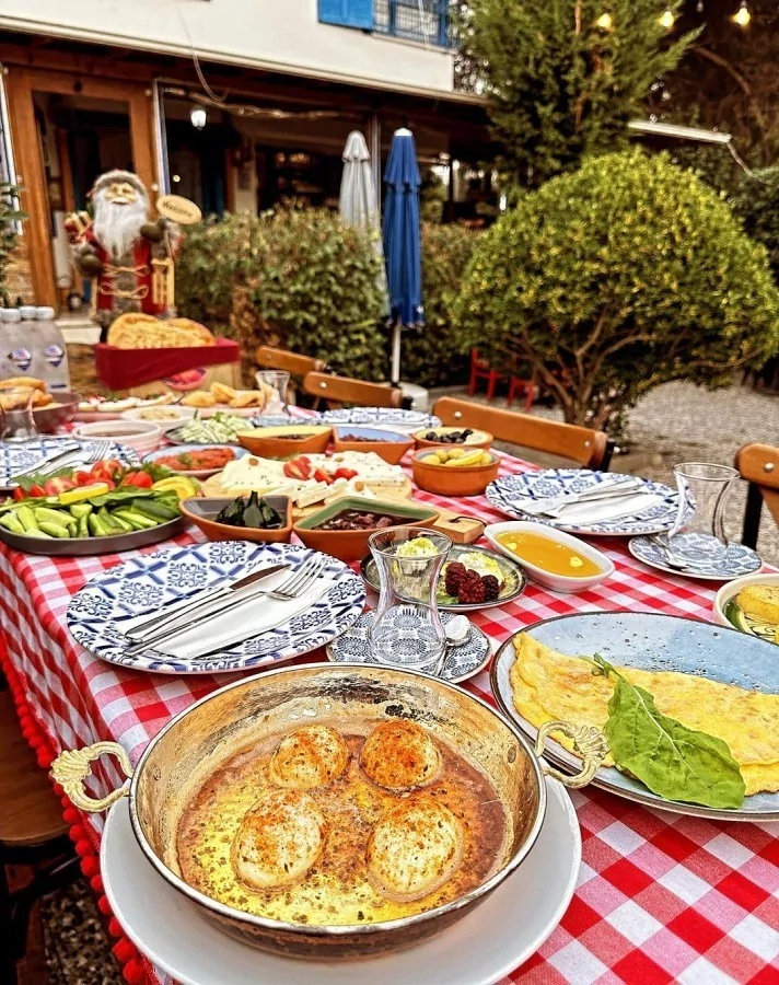 Bursa'da kahvaltı fiyatları cep yakıyor! (Bursa kahvaltı fiyatları güncel)