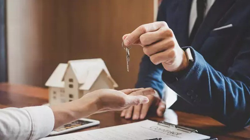 Uzmanı yanıtladı: Ev, araba ne zaman alınmalı?