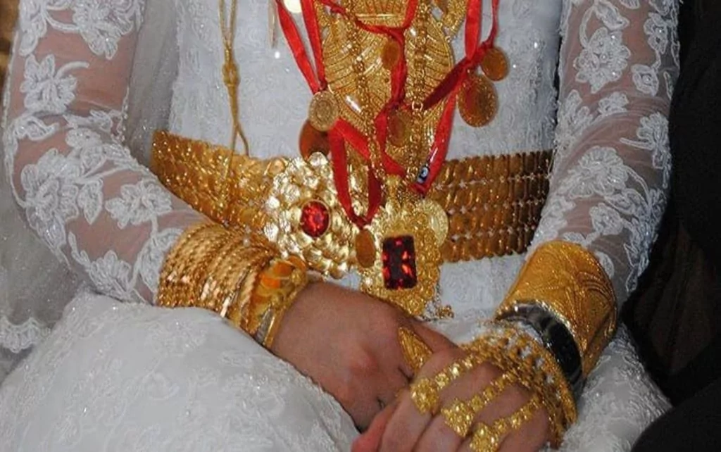 Düğün takıları damadın mı, gelinin mi?