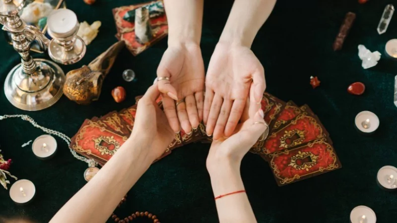 Falınızda çıkanlar neden hep doğruymuş gibi gelir?