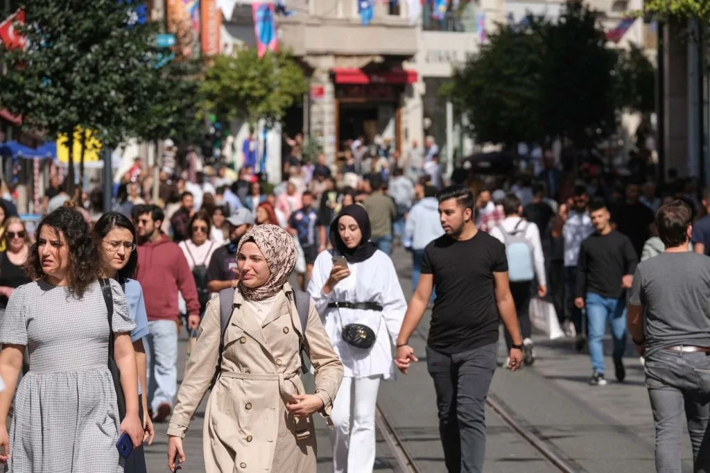 Yaz geri döndü: Hafta sonu sıcaklık 31 dereceyi bulacak
