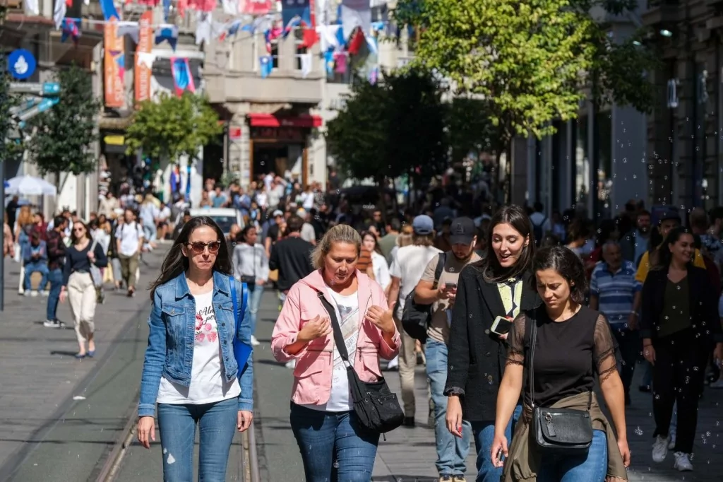 Yaz geri döndü: Hafta sonu sıcaklık 31 dereceyi bulacak