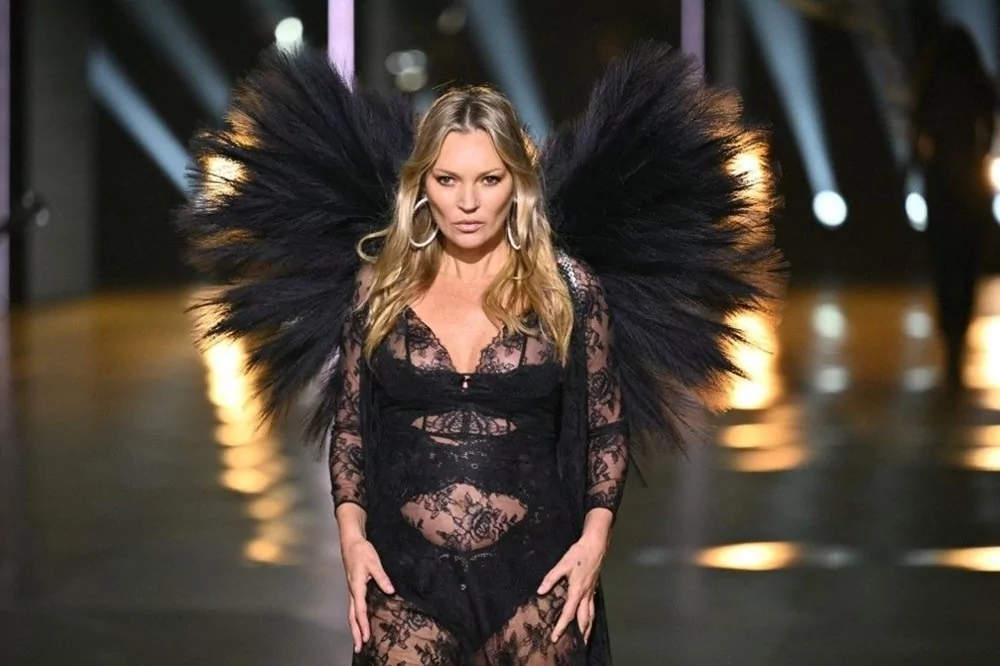 Victoria's Secret defilesi 6 yıl sonra geri döndü