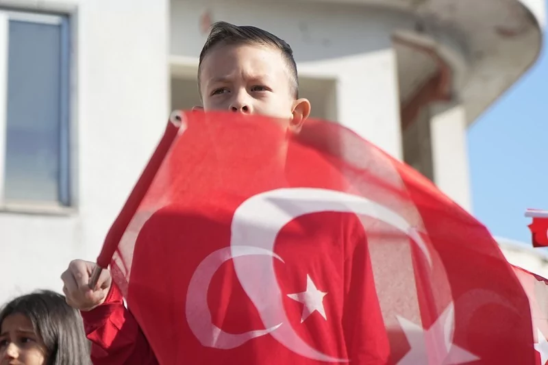 Bursa'da Cumhuriyet'in ilanının 101. yılı coşkuyla kutlandı