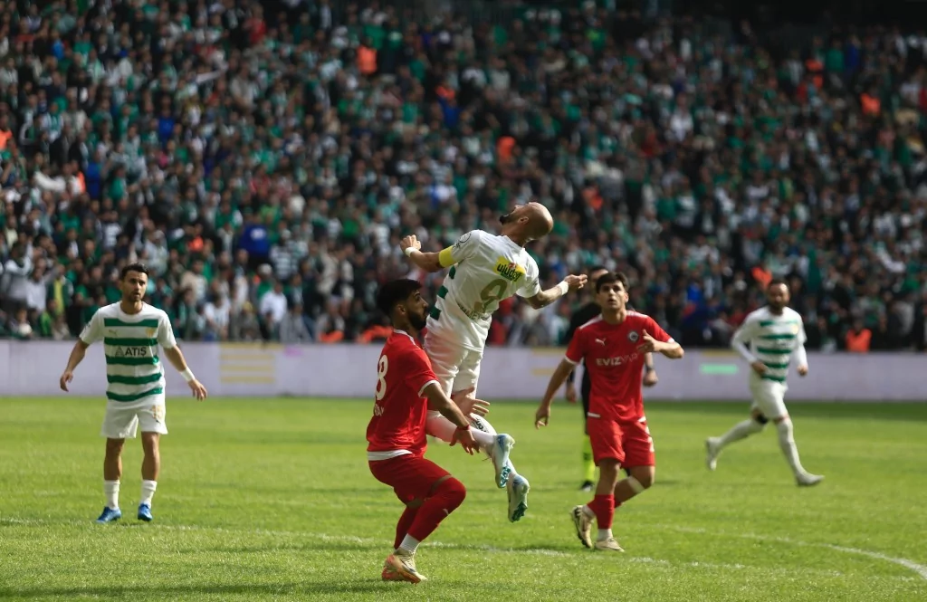 Bursaspor yeniden lider!