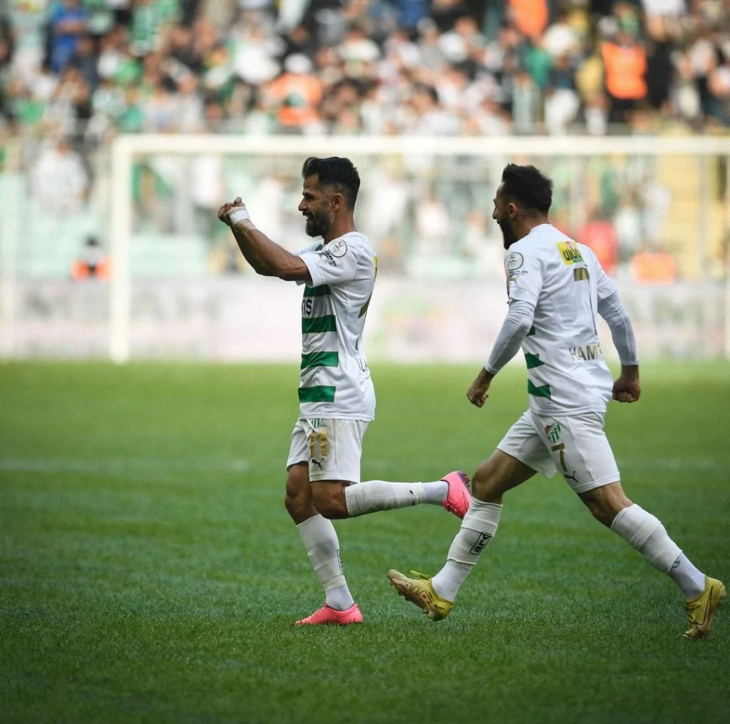 Bursaspor yeniden lider!