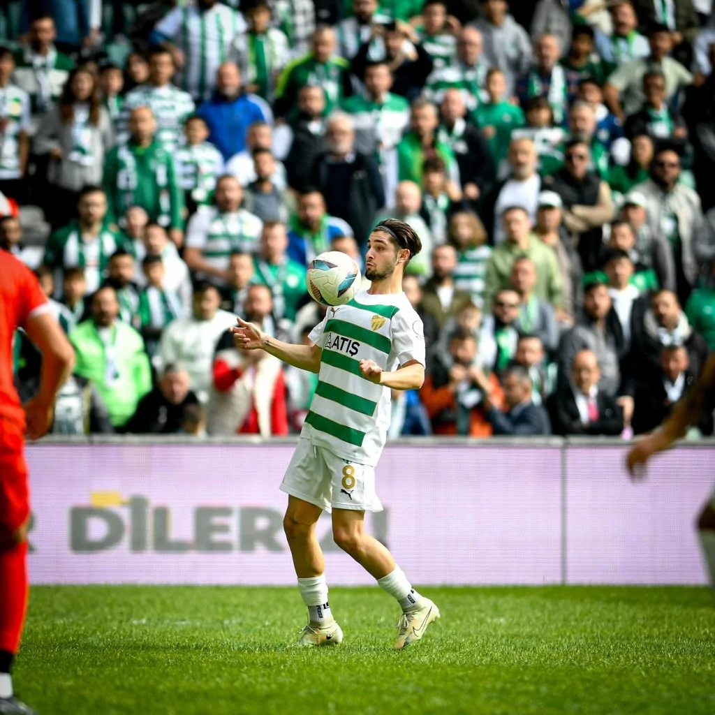 Bursaspor yeniden lider!