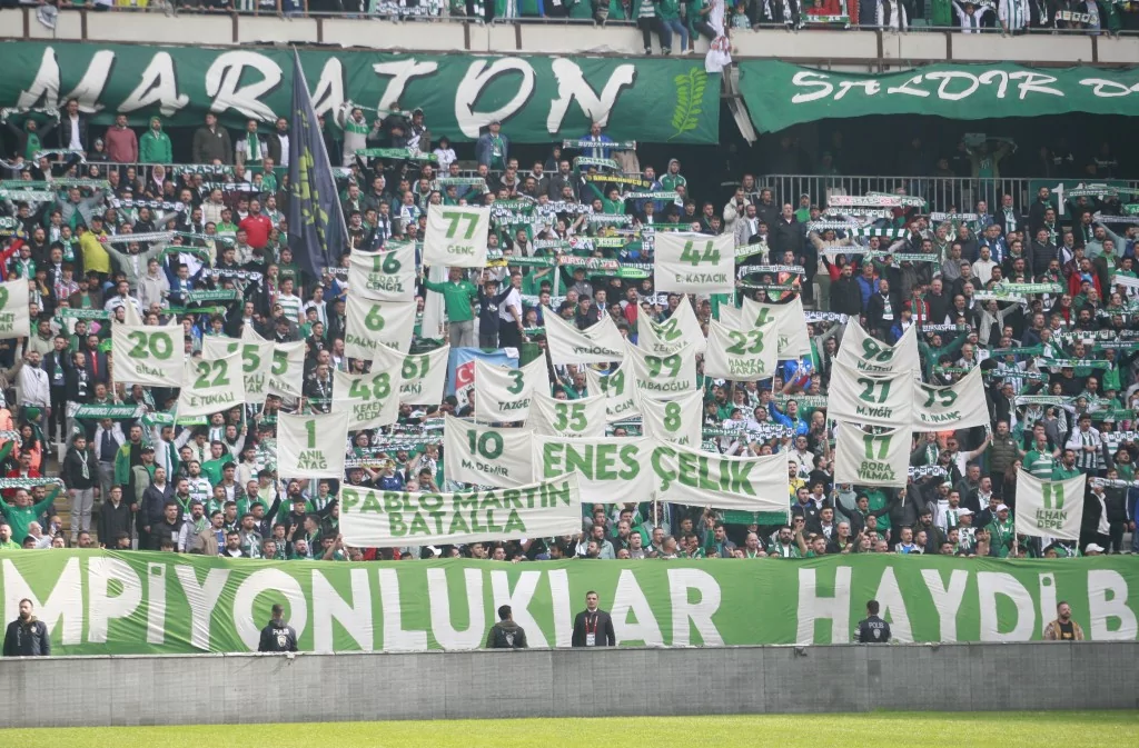 Bursaspor yeniden lider!