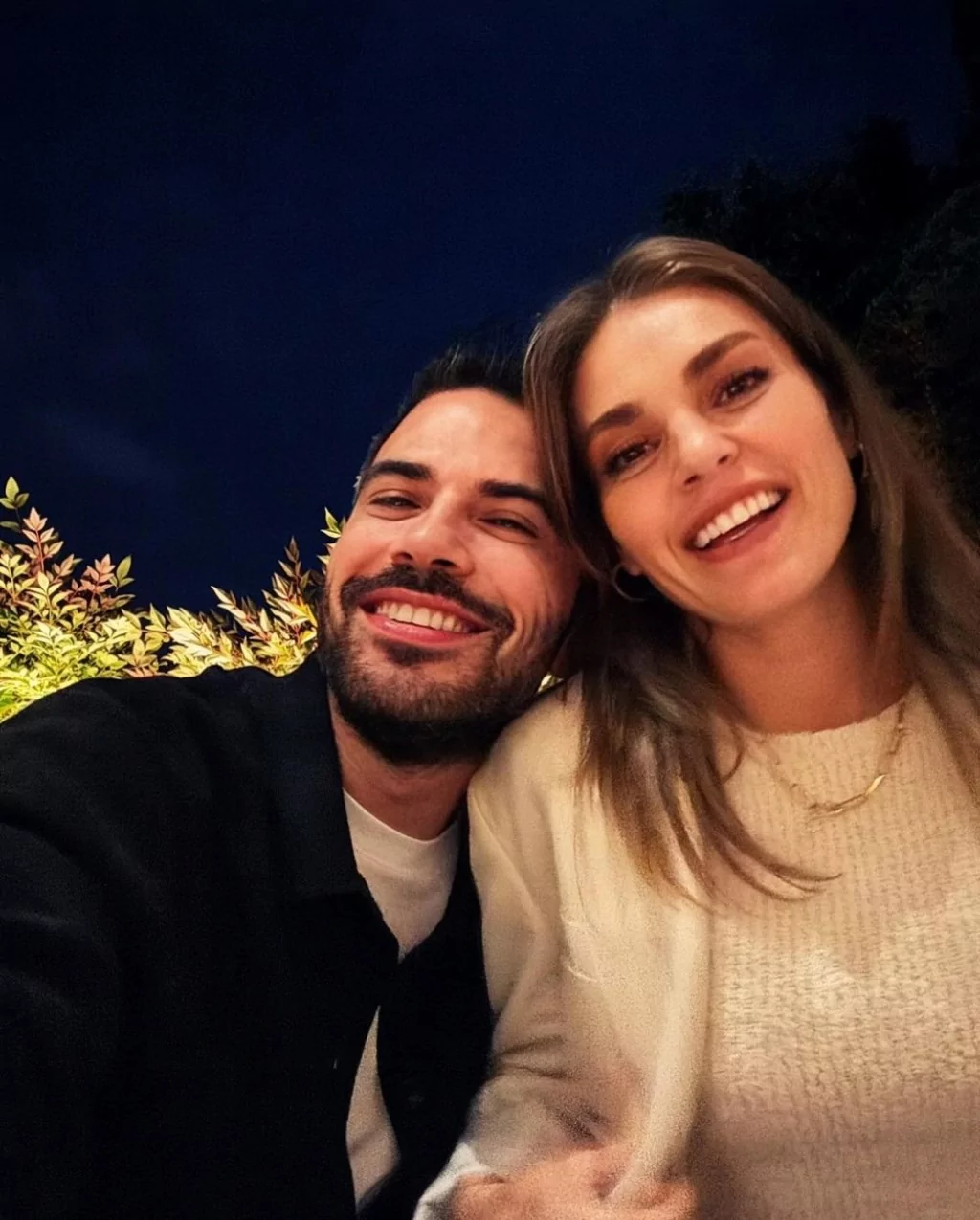 Aslı Enver ve Berkin Gökbudak evlilik yıl dönümünü kutladı