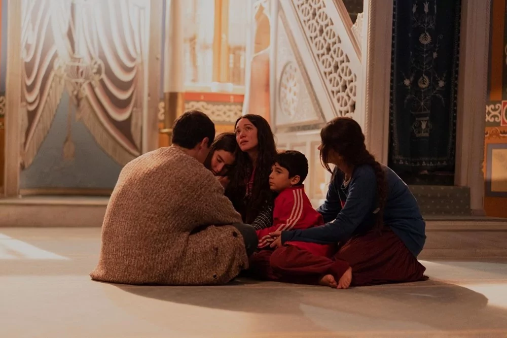 Sahipsizler dizisi başlıyor