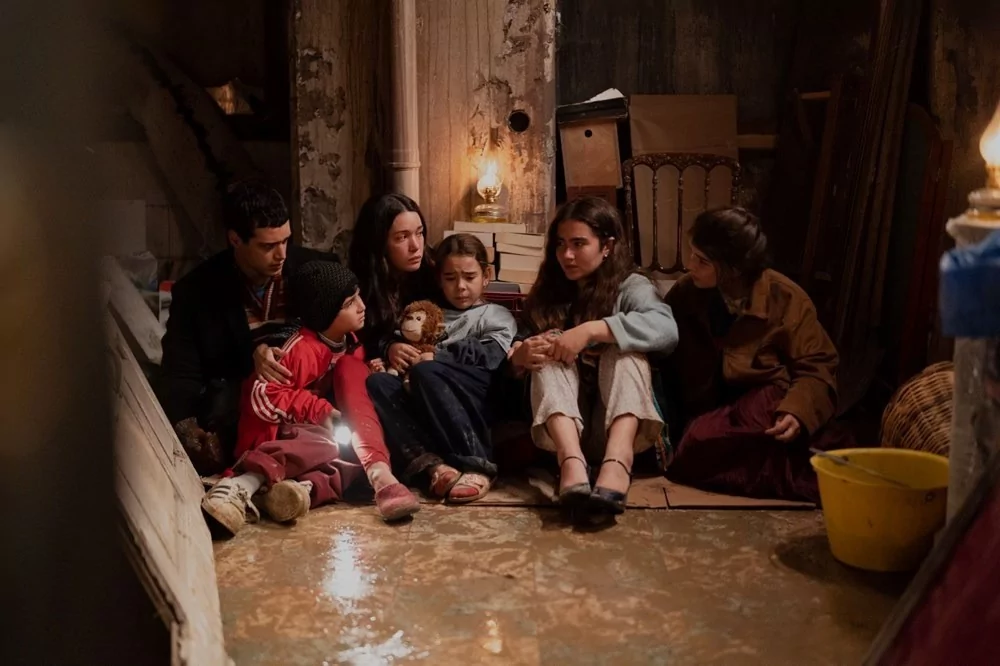 Sahipsizler dizisi başlıyor